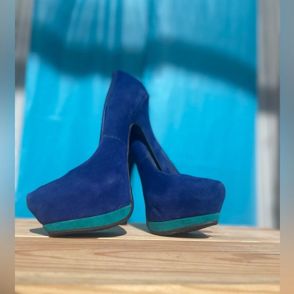 Platforms cobalt blue size 6